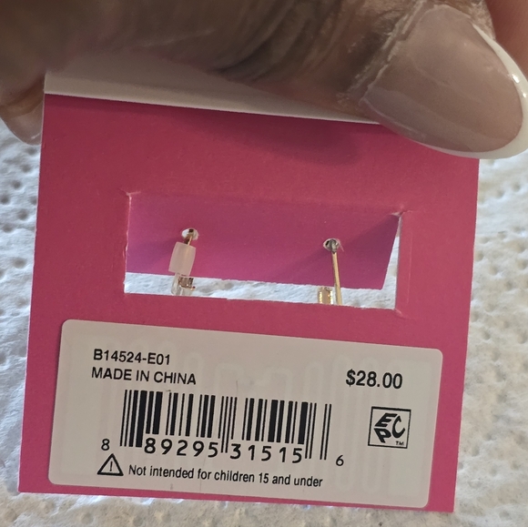 Betsey Johnson Gold Tone Earrings Women New - Picture 5 of 6